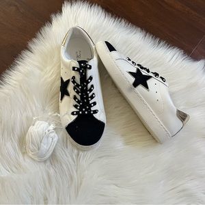 Vintage Havana Bianca Black/White Combo Sneakers